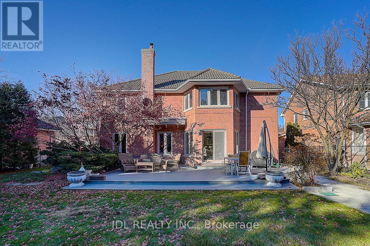 85 Marsh Harbour Court, Aurora, Ontario  L4G 5Y8 - Photo 7 - N12562216