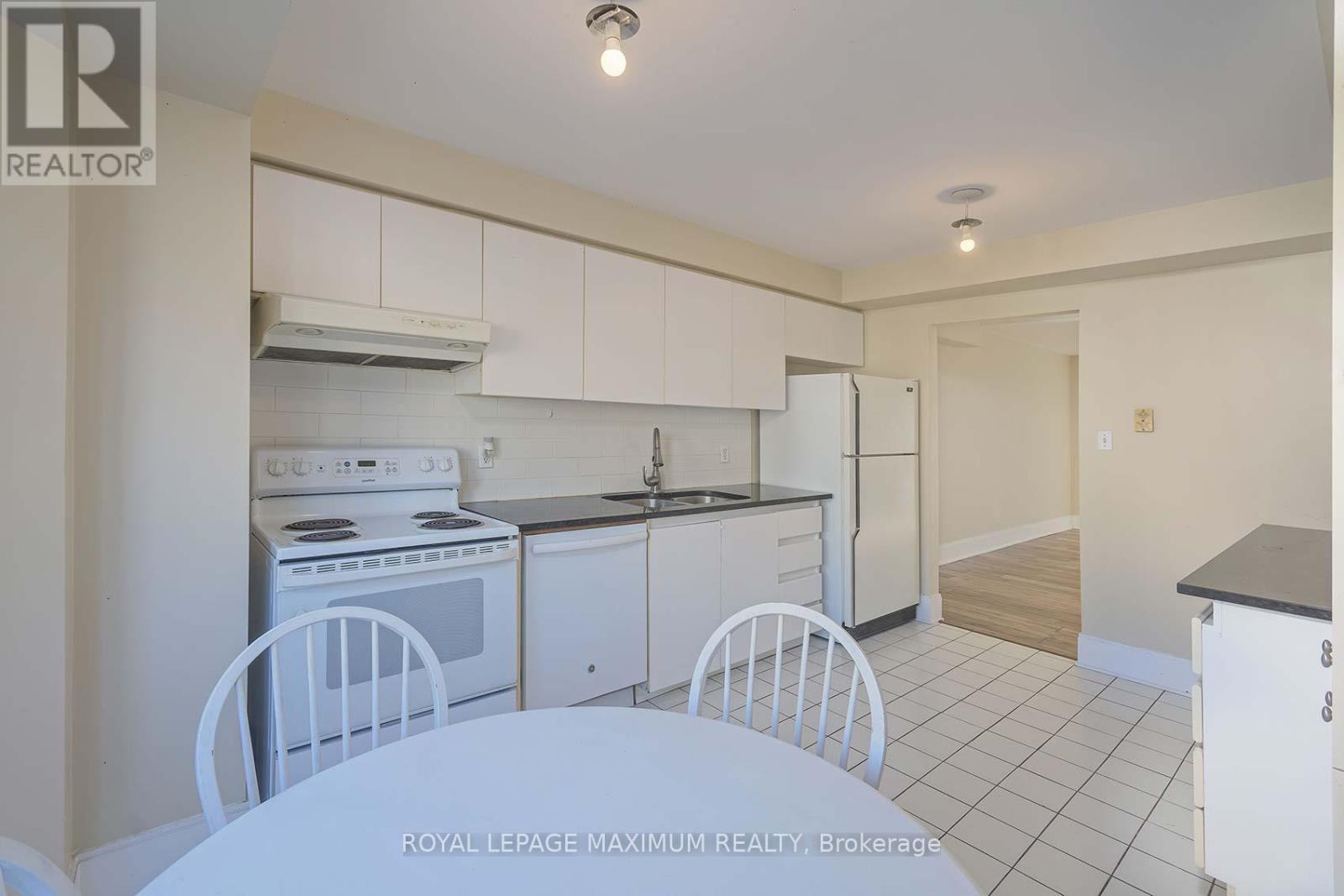 1 - 217 Woodbridge Avenue, Vaughan, Ontario  L4L 2T1 - Photo 16 - N12562236