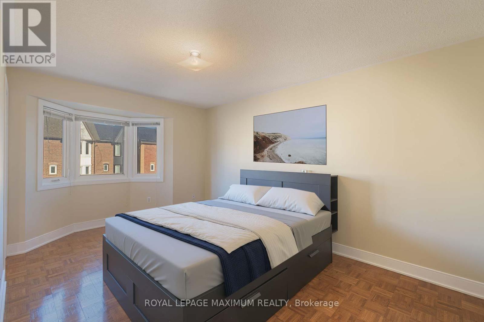 1 - 217 Woodbridge Avenue, Vaughan, Ontario  L4L 2T1 - Photo 19 - N12562236