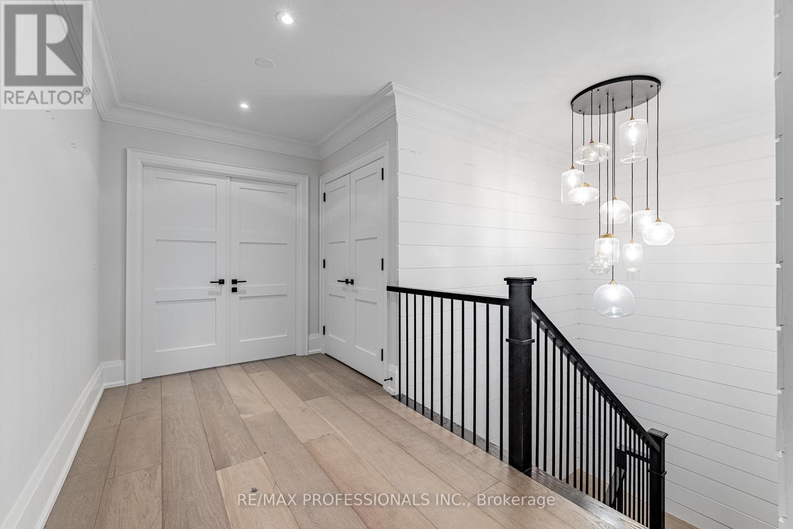 152 Wells Street, Aurora, Ontario  L4G 1T7 - Photo 22 - N12562258