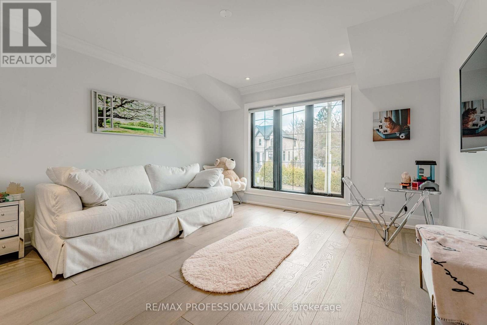 152 Wells Street, Aurora, Ontario  L4G 1T7 - Photo 33 - N12562258