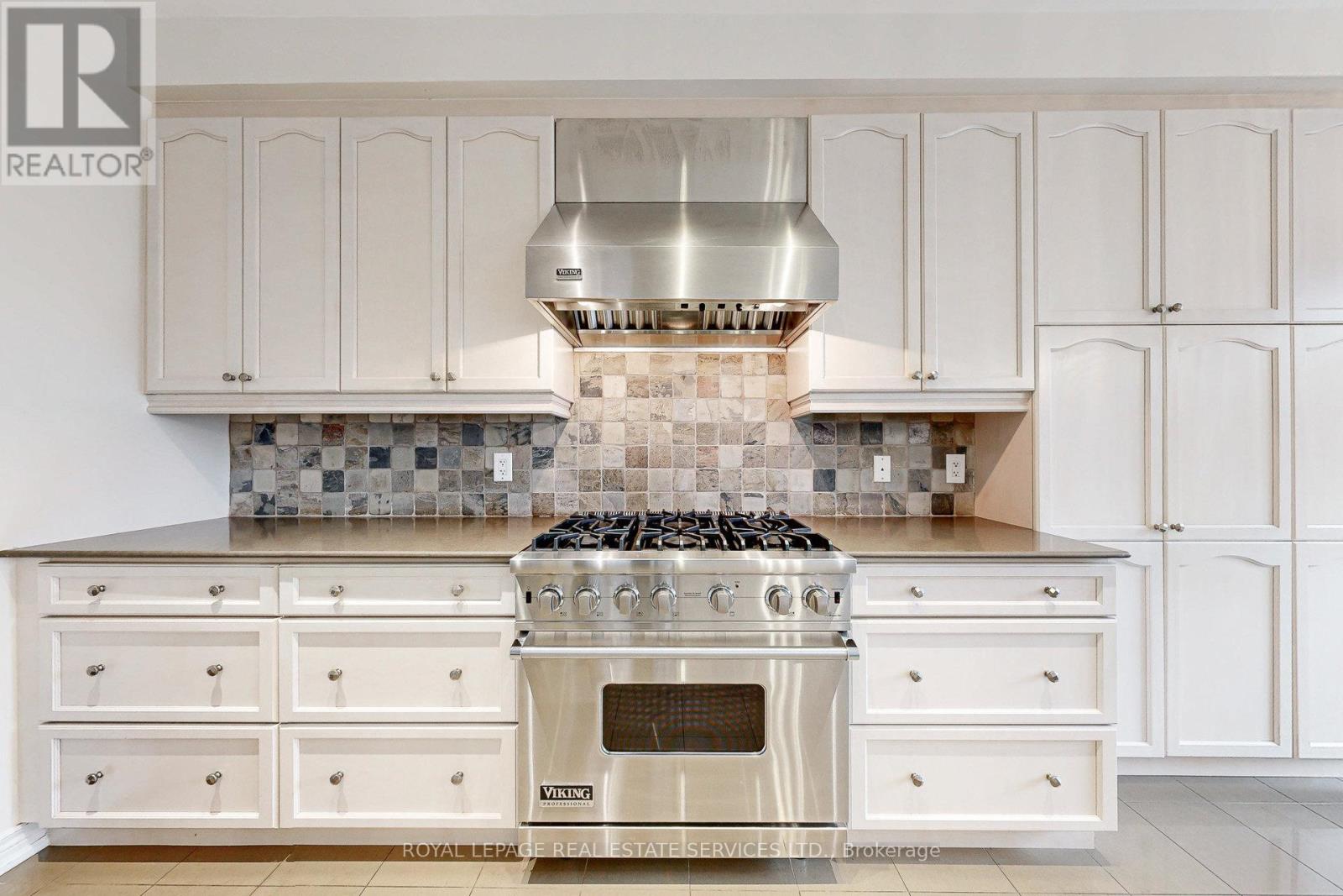 107 Rumsey Road, Vaughan, Ontario  L6A 4L8 - Photo 15 - N12562346