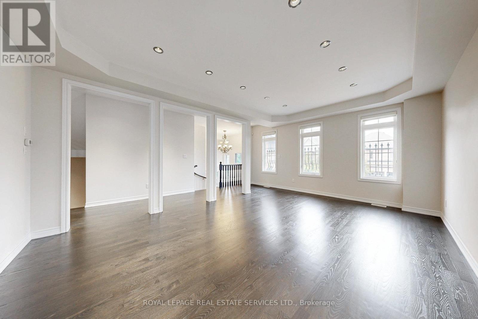 107 Rumsey Road, Vaughan, Ontario  L6A 4L8 - Photo 6 - N12562346