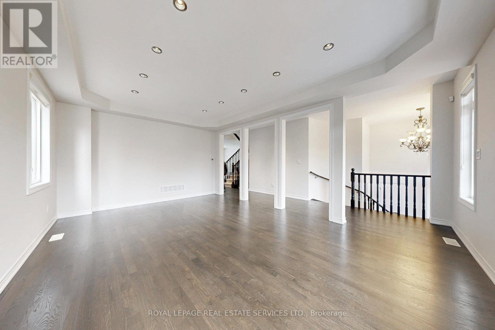 107 Rumsey Road, Vaughan, Ontario  L6A 4L8 - Photo 8 - N12562346