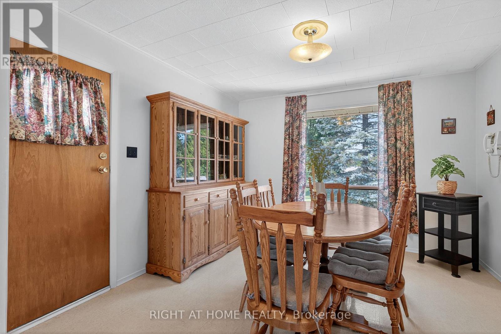 167 Margaret Street, Essa, Ontario  L0M 1B0 - Photo 10 - N12562352