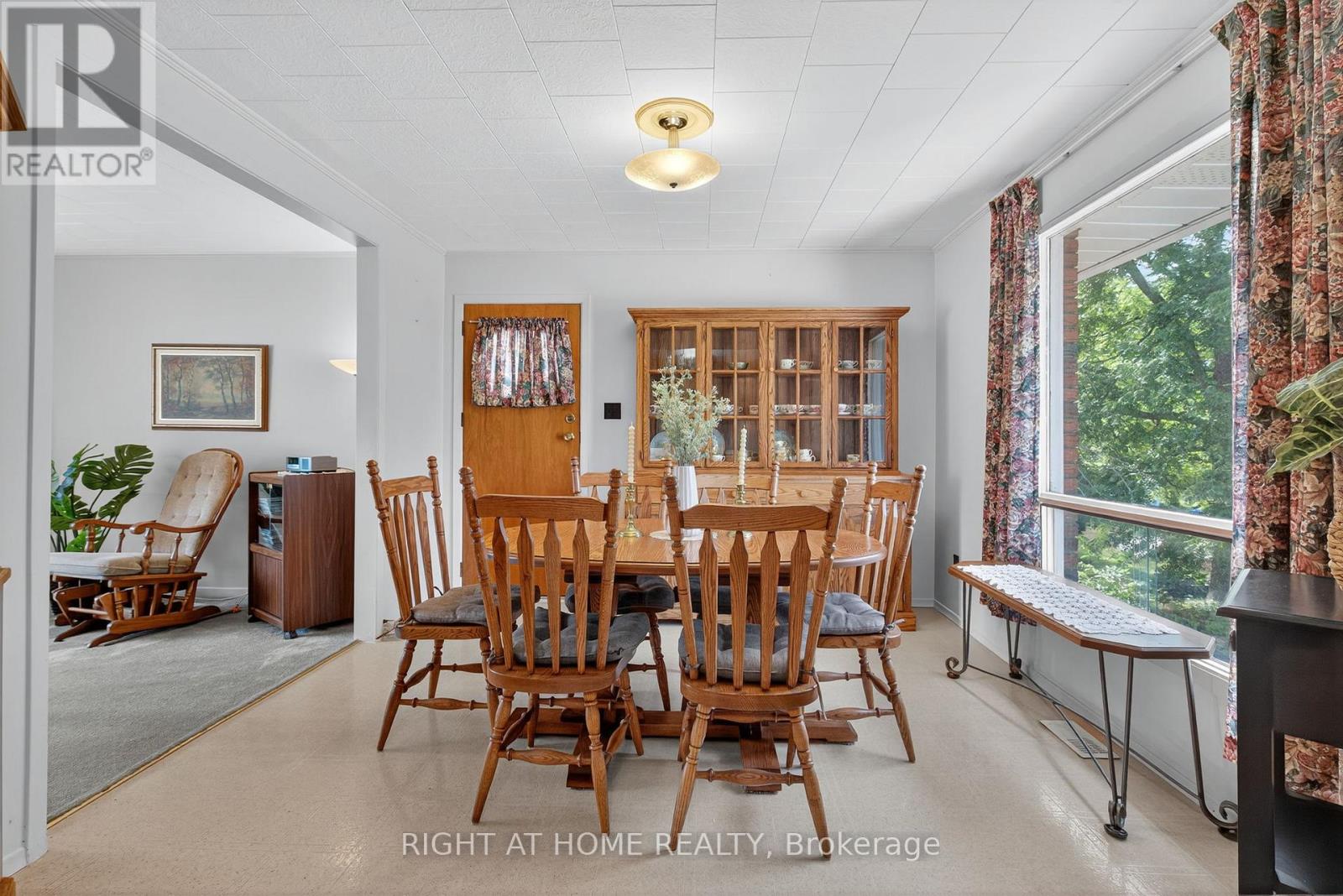 167 Margaret Street, Essa, Ontario  L0M 1B0 - Photo 11 - N12562352