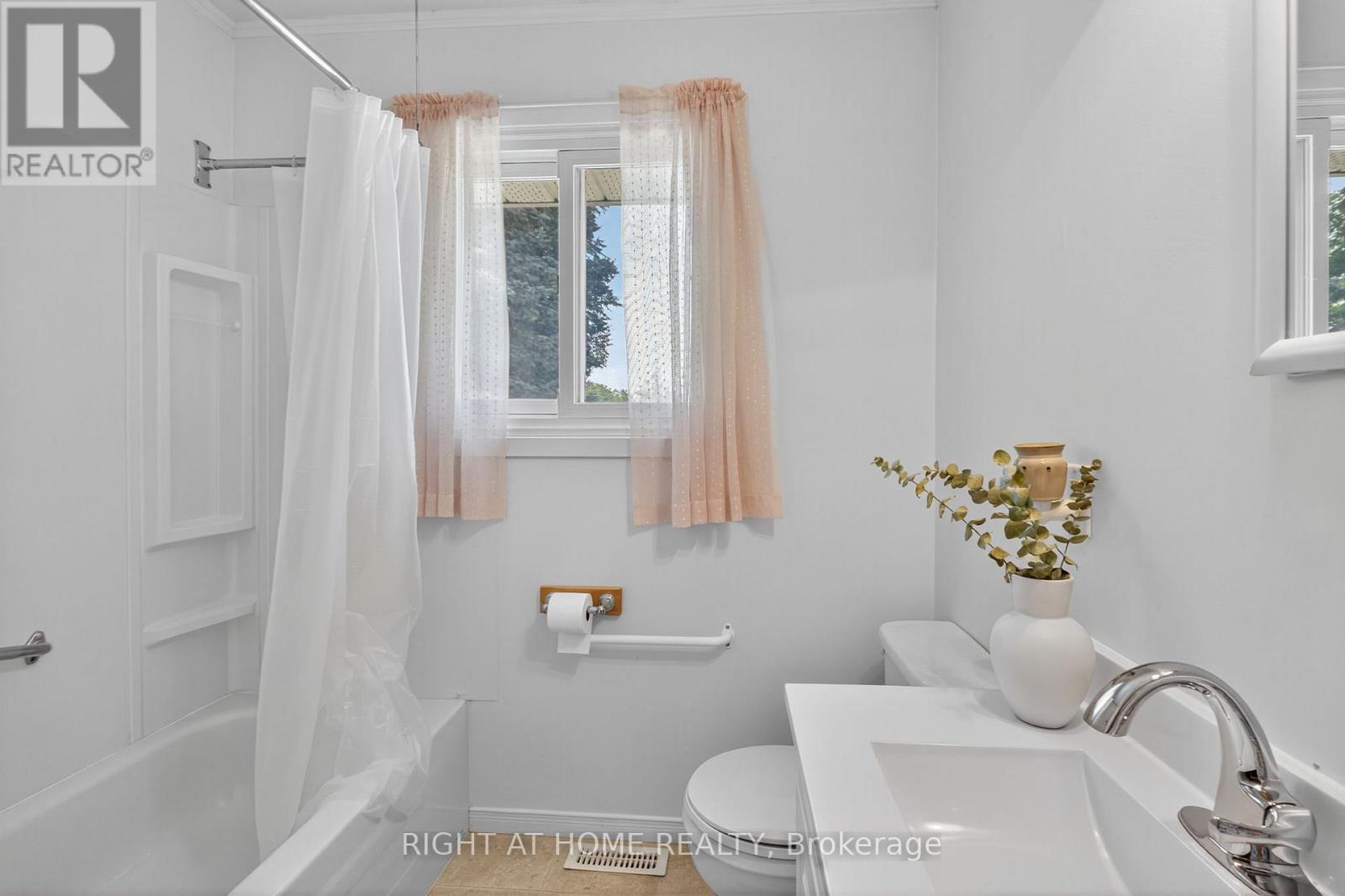 167 Margaret Street, Essa, Ontario  L0M 1B0 - Photo 20 - N12562352