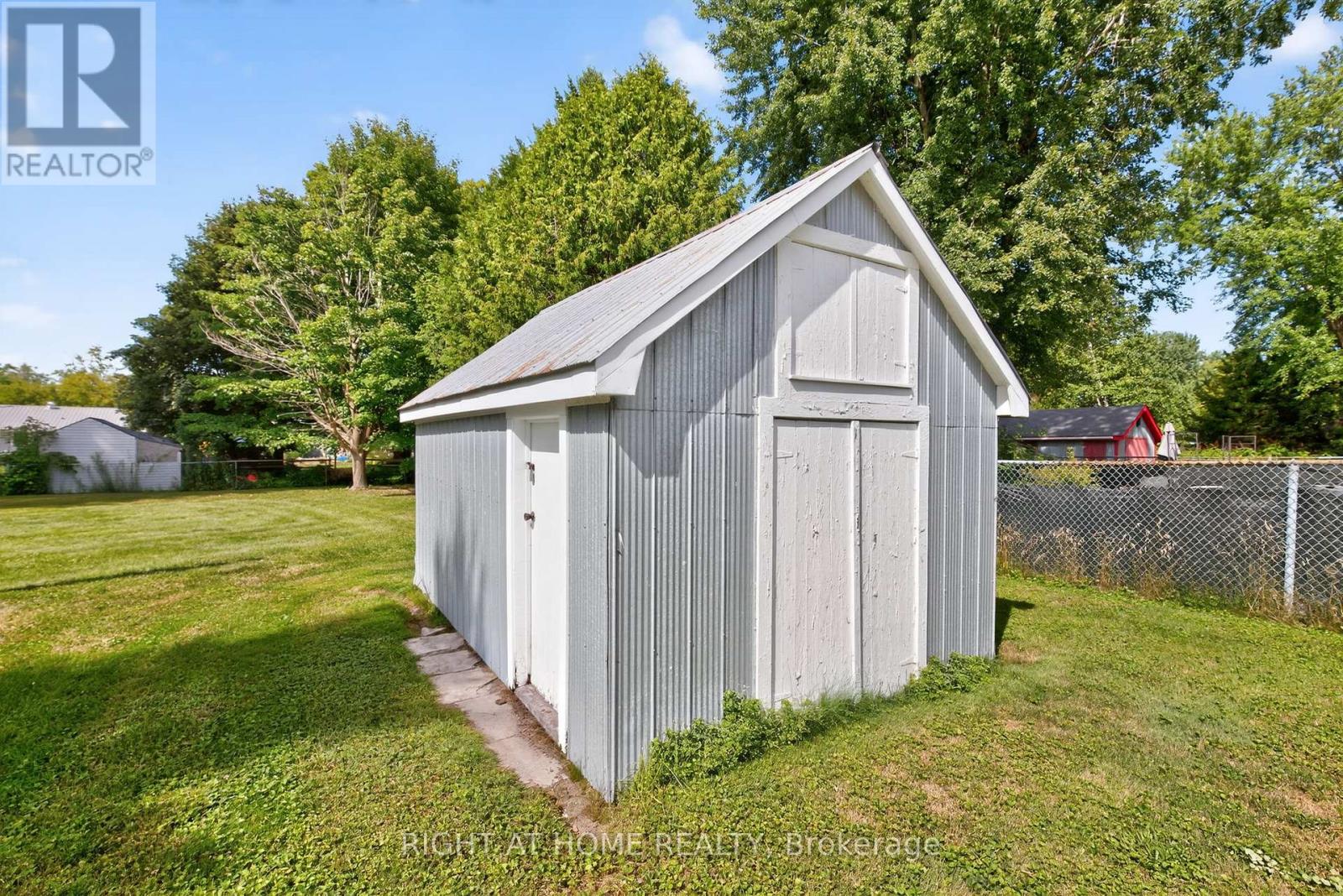 167 Margaret Street, Essa, Ontario  L0M 1B0 - Photo 35 - N12562352