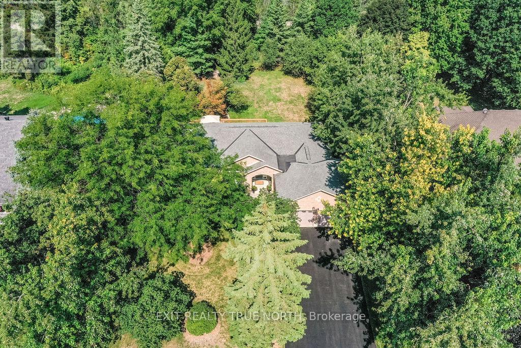 28 Nicholson Crescent, Springwater, Ontario  L9X 0G9 - Photo 2 - S12562304