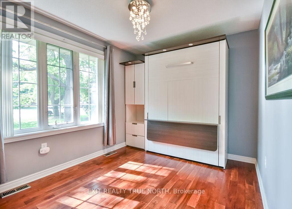 28 Nicholson Crescent, Springwater, Ontario  L9X 0G9 - Photo 21 - S12562304