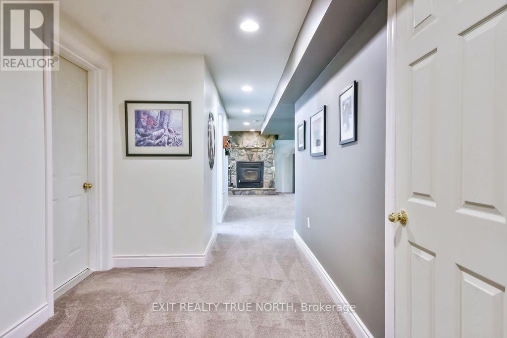 28 Nicholson Crescent, Springwater, Ontario  L9X 0G9 - Photo 27 - S12562304