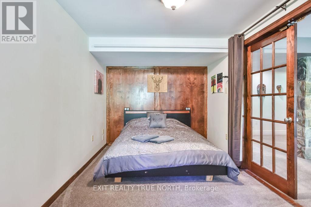 28 Nicholson Crescent, Springwater, Ontario  L9X 0G9 - Photo 31 - S12562304