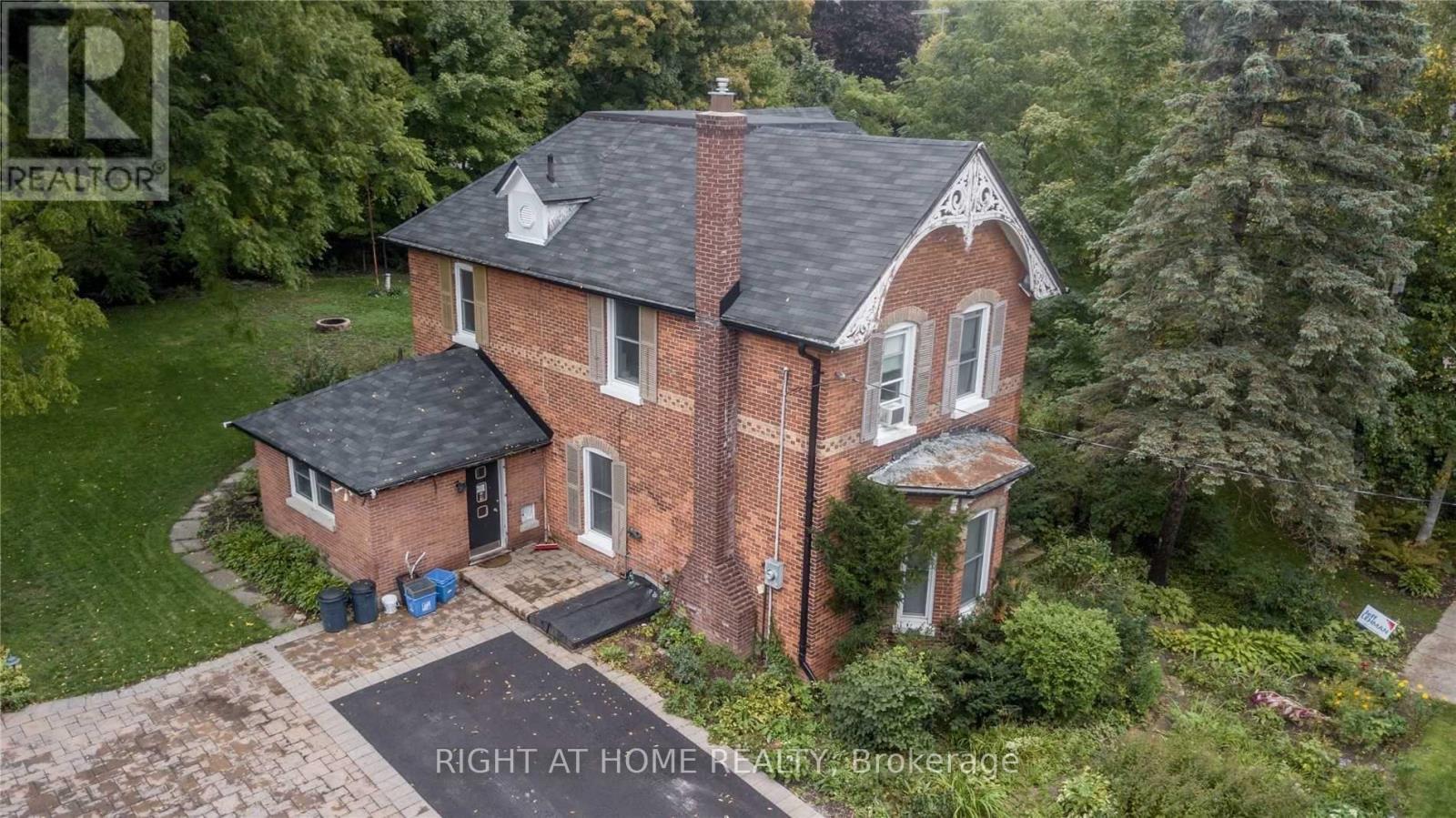 133-135 MULCASTER STREET, Barrie, Ontario