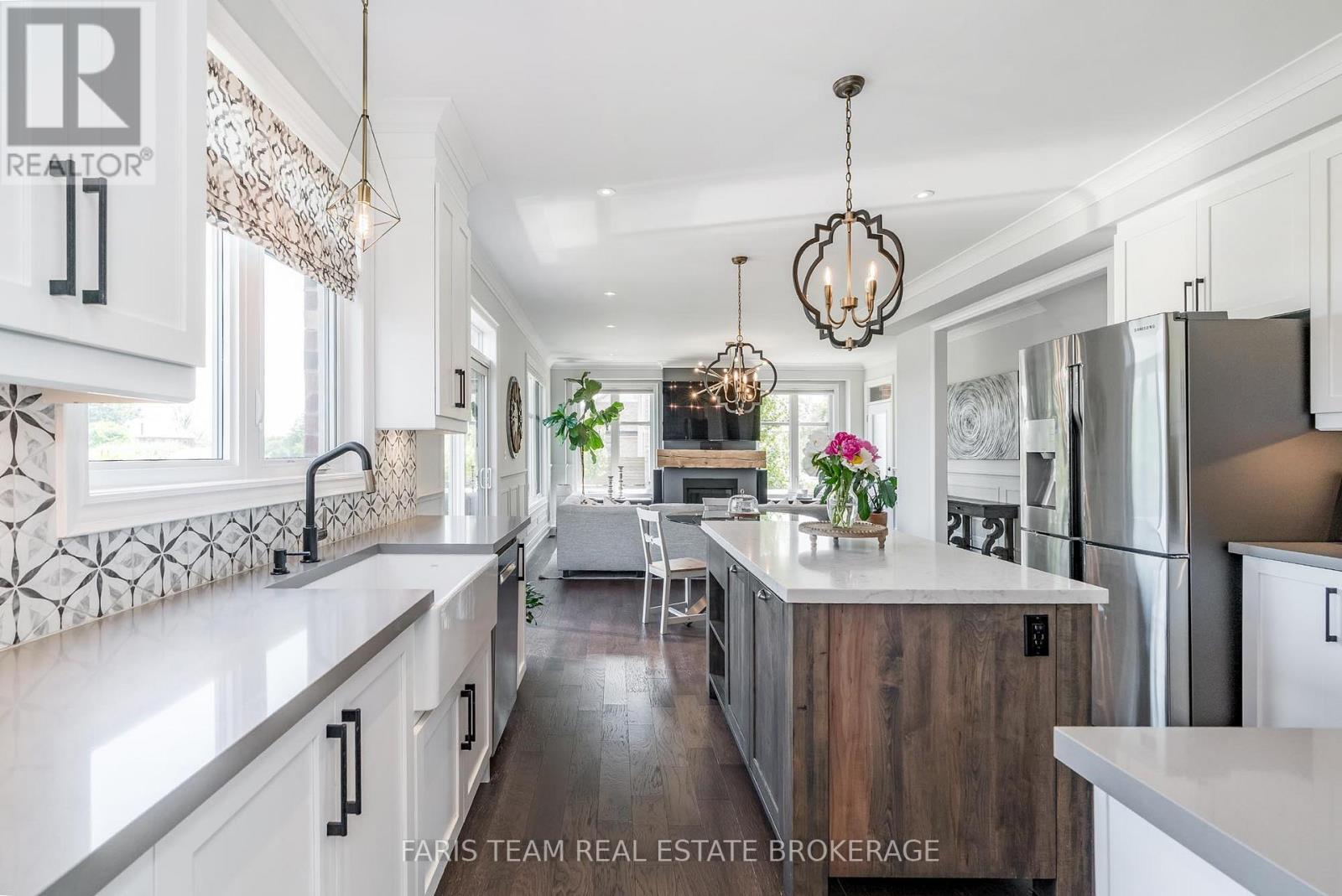 38 Nelson Street, Clearview (Creemore), Ontario  L0M 1G0 - Photo 10 - S12562388