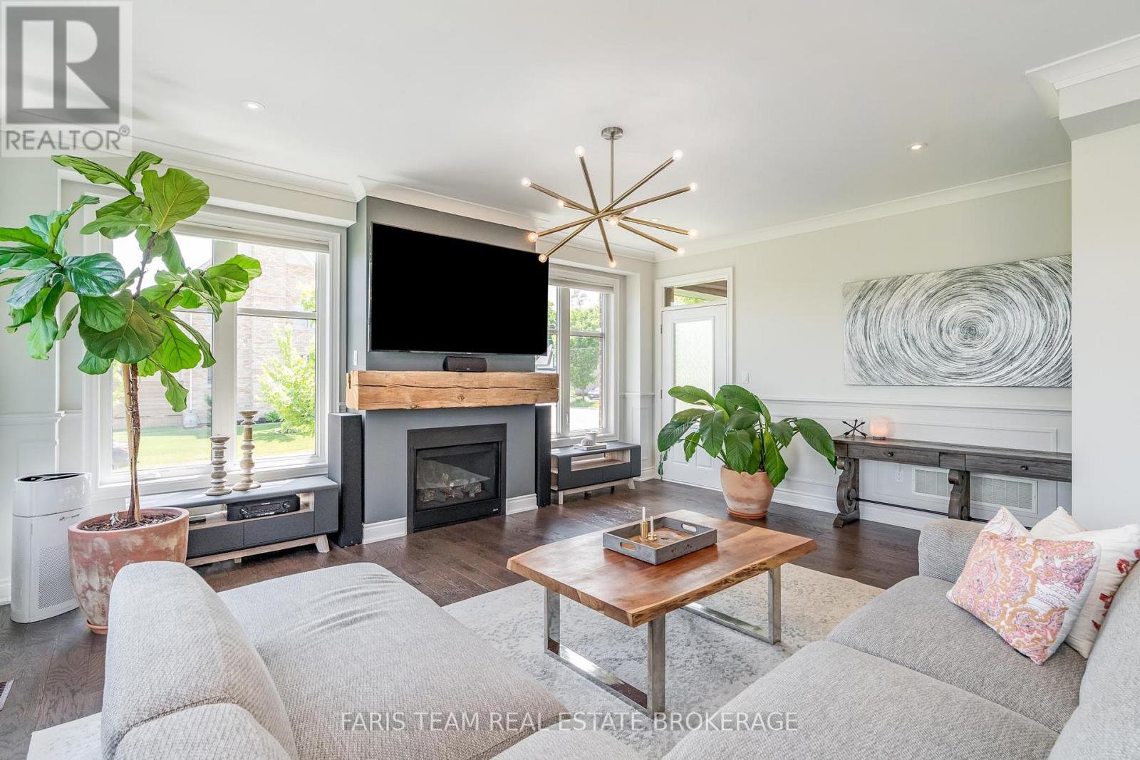 38 Nelson Street, Clearview (Creemore), Ontario  L0M 1G0 - Photo 15 - S12562388