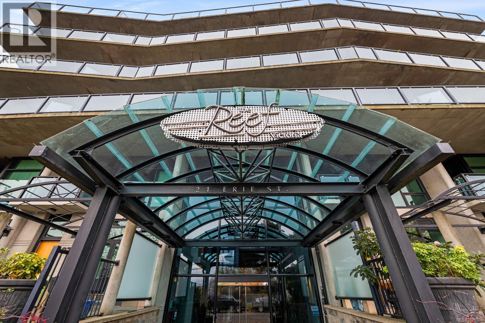 413 21 Erie St, Victoria, British Columbia