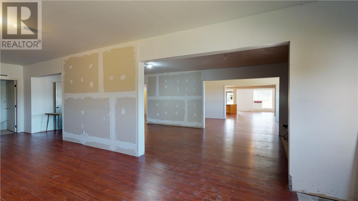 86 Vankoughnet E, Little Current, Ontario  P0P 1K0 - Photo 16 - 2119336