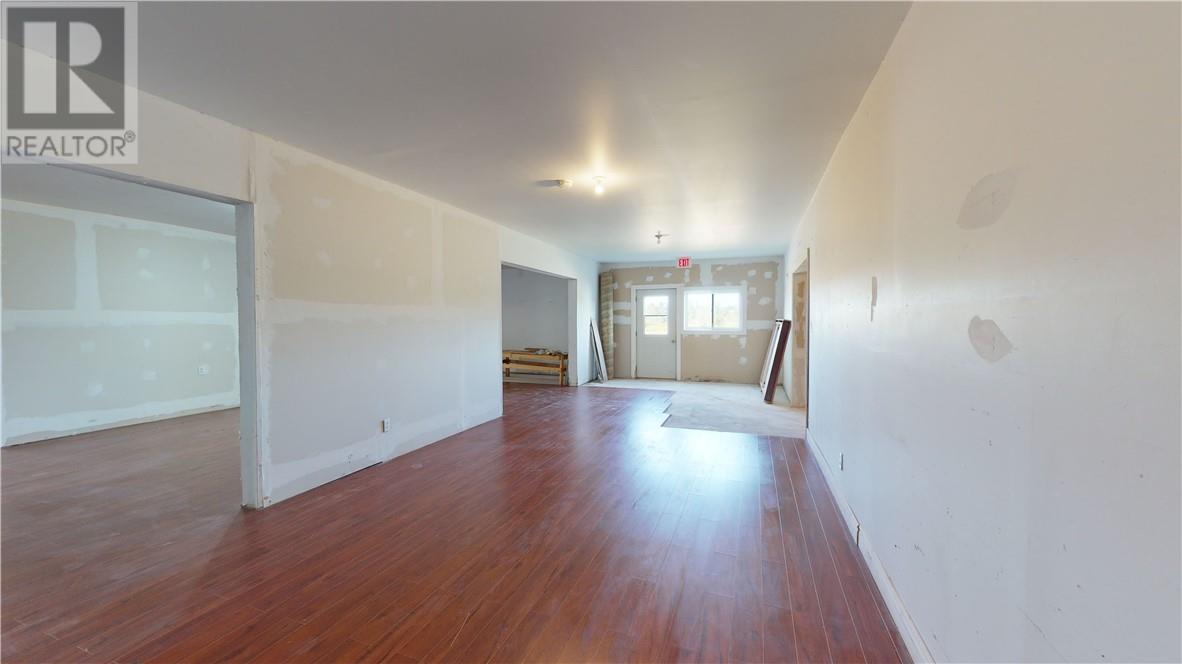 86 Vankoughnet E, Little Current, Ontario  P0P 1K0 - Photo 17 - 2119336