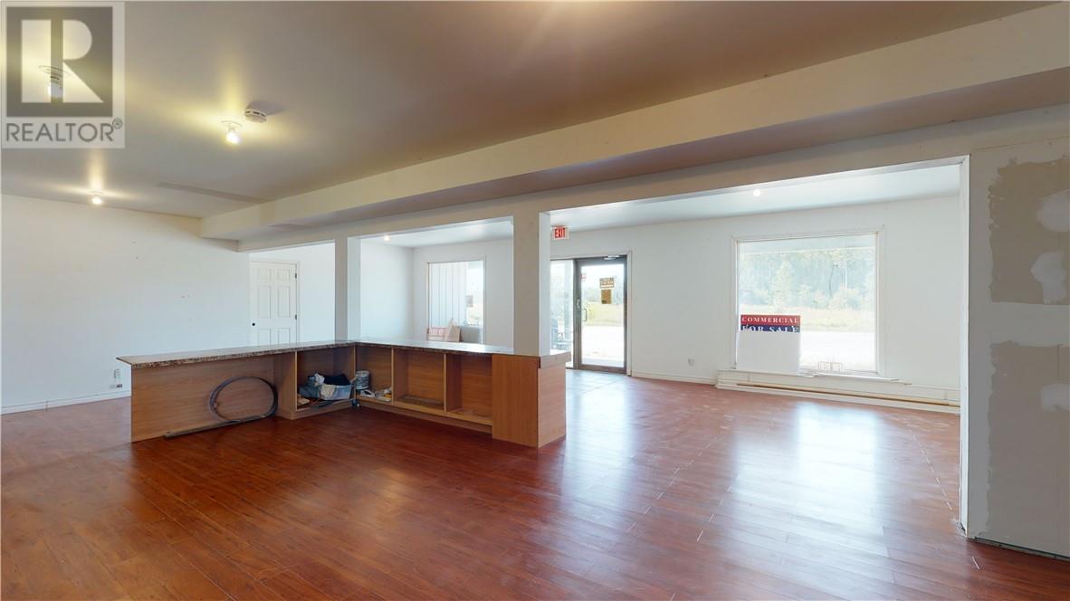 86 Vankoughnet E, Little Current, Ontario  P0P 1K0 - Photo 11 - 2119336