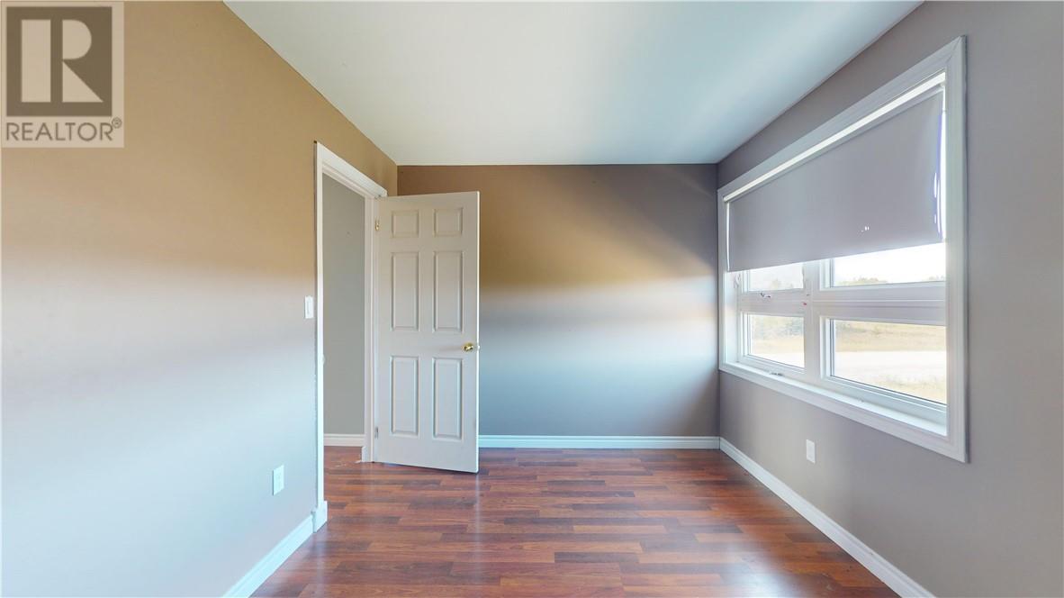 86 Vankoughnet E, Little Current, Ontario  P0P 1K0 - Photo 59 - 2119336