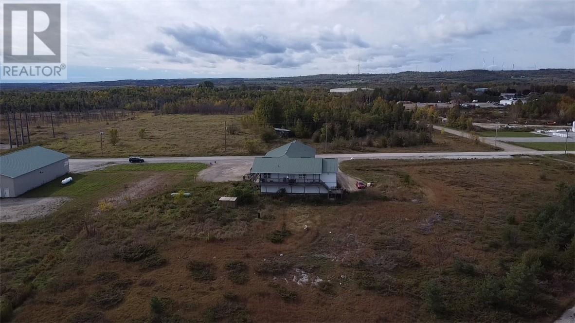 86 Vankoughnet E, Little Current, Ontario  P0P 1K0 - Photo 70 - 2119336