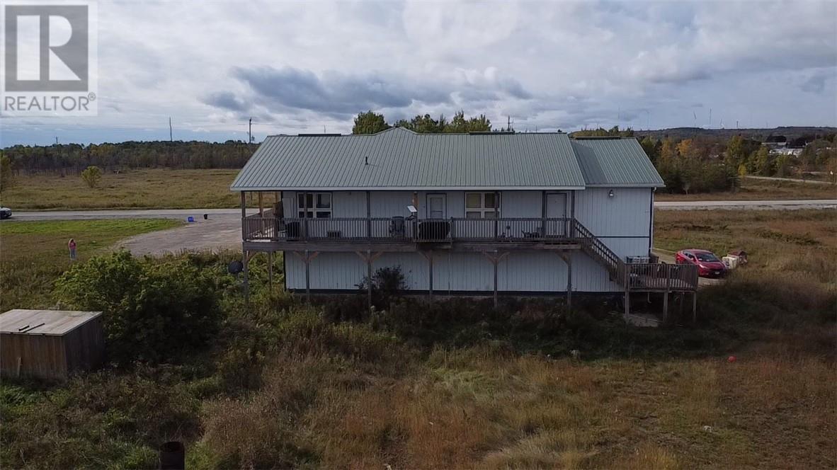 86 Vankoughnet E, Little Current, Ontario  P0P 1K0 - Photo 69 - 2119336