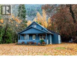 4638 Samuelson Road, canyon, British Columbia