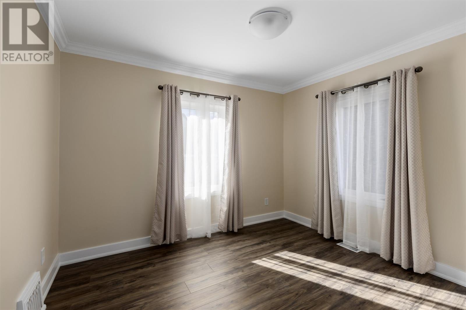 183 Upton Rd, Sault Ste. Marie, Ontario  P6A 3W5 - Photo 14 - SM253123