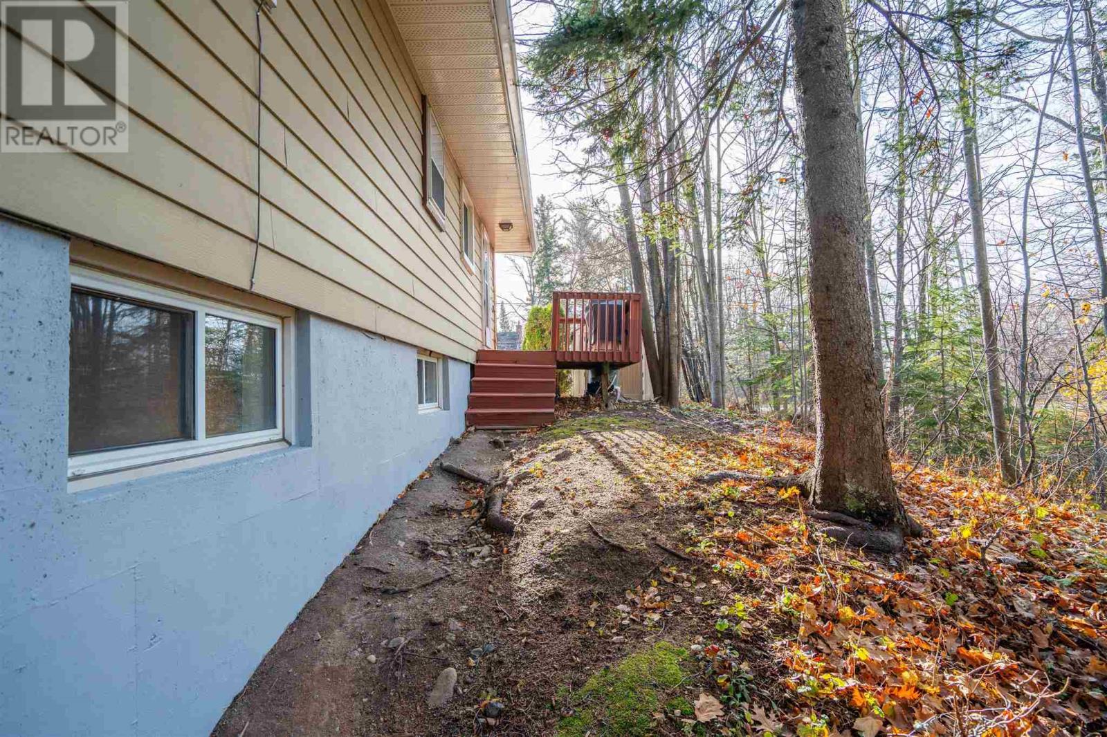 458 Macdonald Ave, Sault Ste. Marie, Ontario  P6B 1H9 - Photo 13 - SM253278