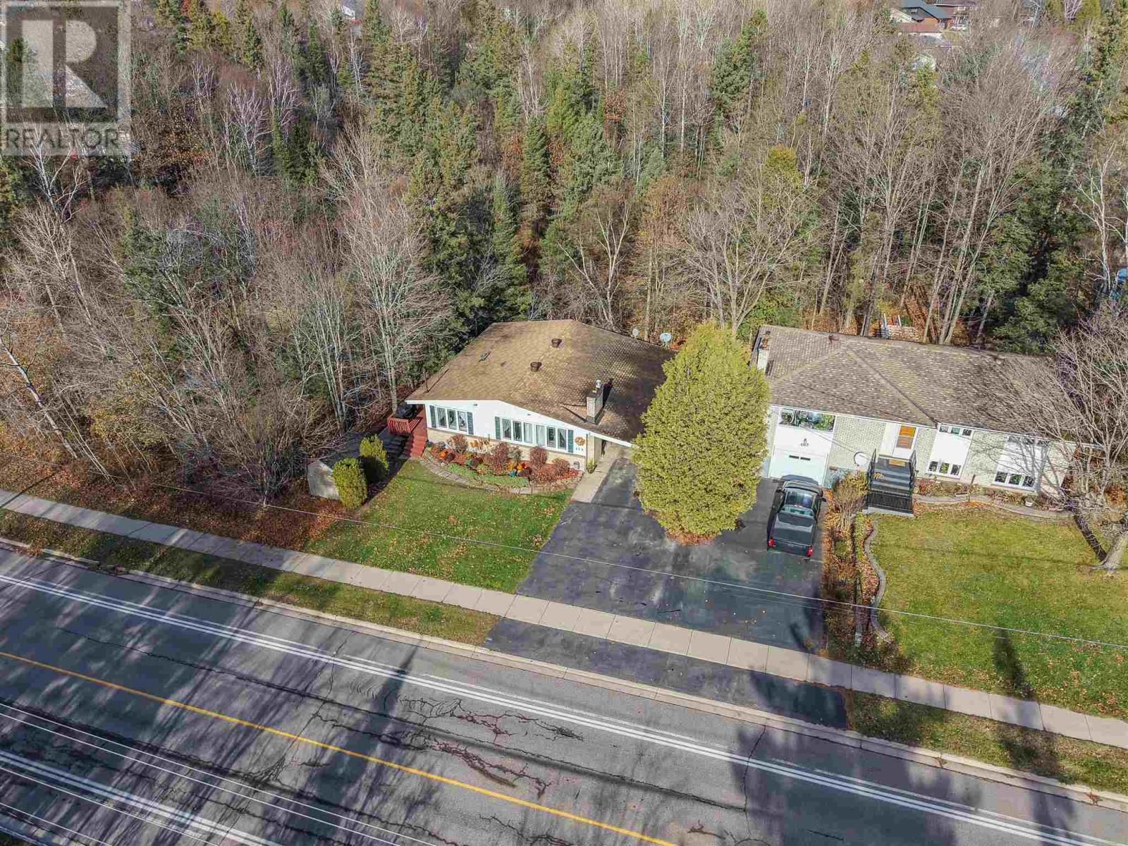 458 Macdonald Ave, Sault Ste. Marie, Ontario  P6B 1H9 - Photo 4 - SM253278