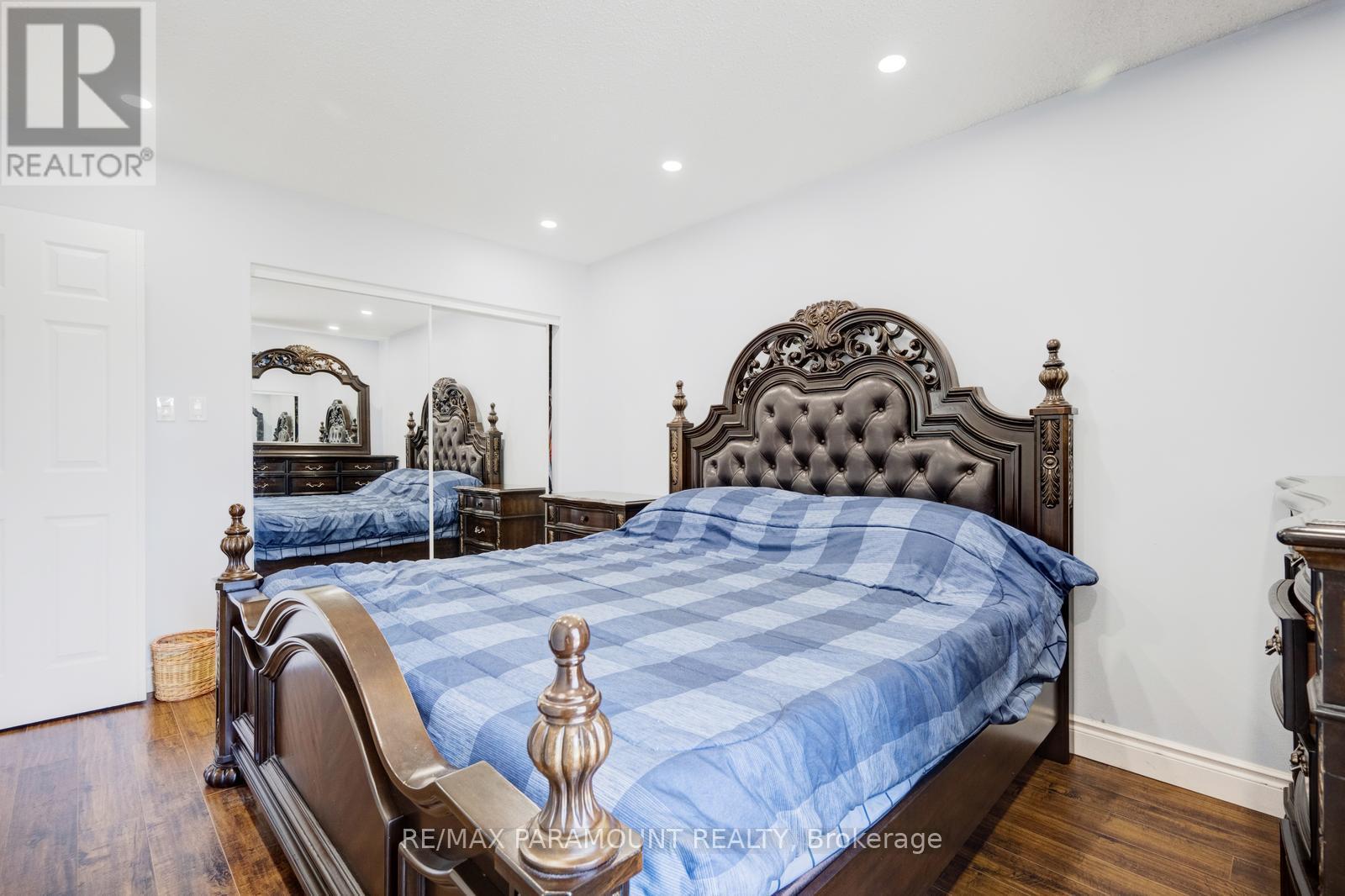 3197 Candela Drive, Mississauga, Ontario  L5A 2T9 - Photo 22 - W12562168