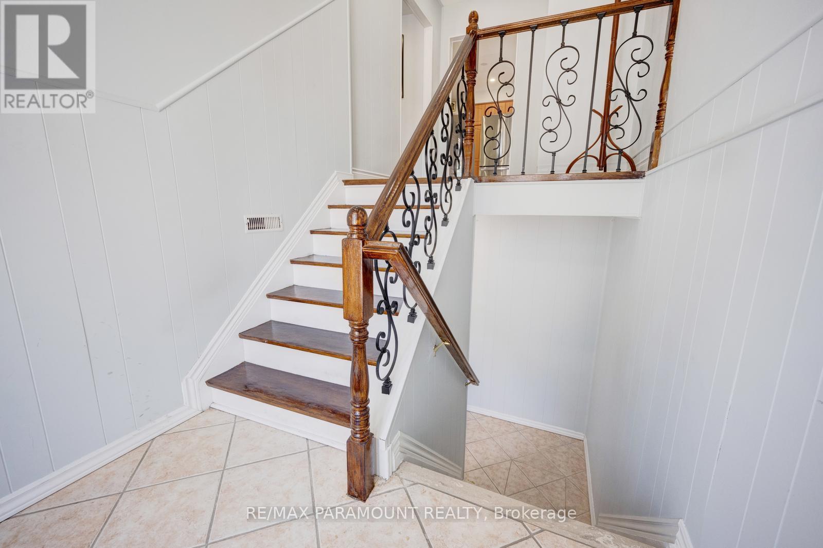 3197 Candela Drive, Mississauga, Ontario  L5A 2T9 - Photo 31 - W12562168