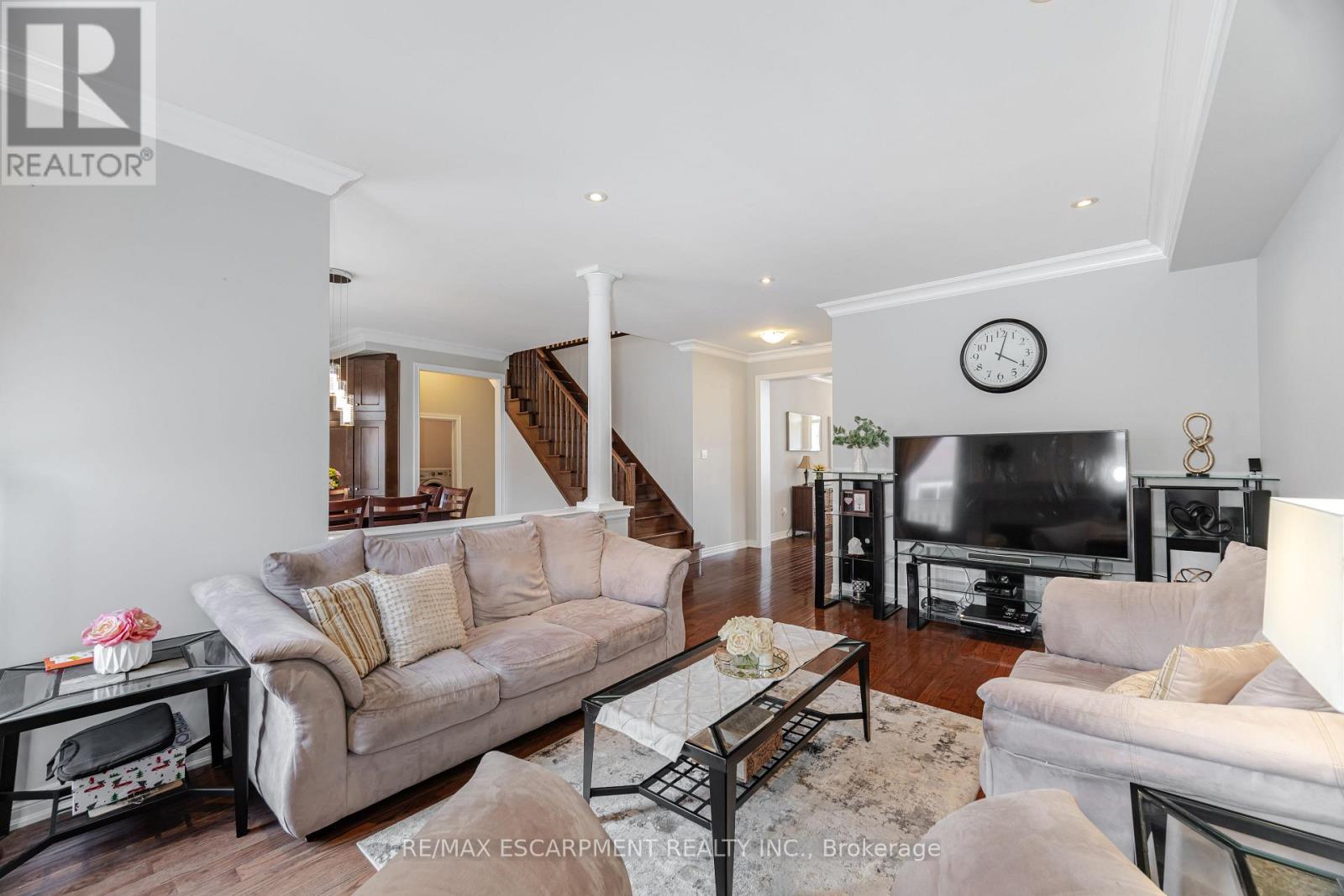 31 Vanderbrink Drive, Brampton, Ontario  L6R 0E6 - Photo 15 - W12562196