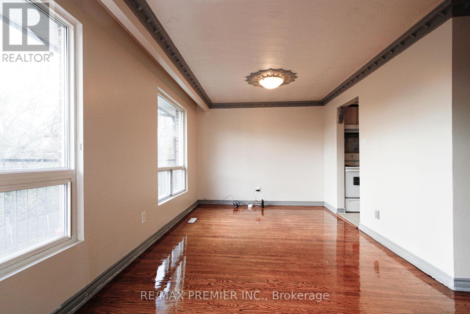 12 Annabelle Drive, Toronto, Ontario  M9V 3B6 - Photo 13 - W12562206