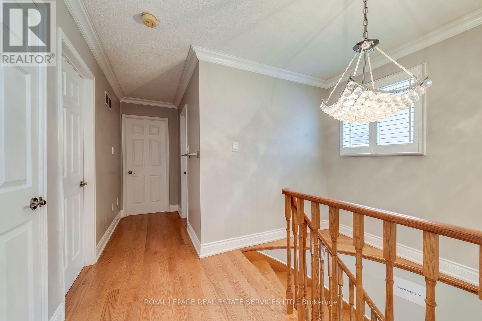 5254 Astwell Avenue, Mississauga, Ontario  L5R 3H8 - Photo 17 - W12562220