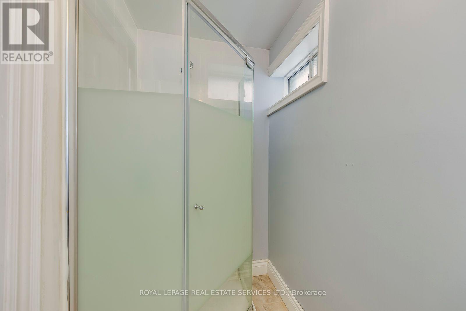 5254 Astwell Avenue, Mississauga, Ontario  L5R 3H8 - Photo 32 - W12562220