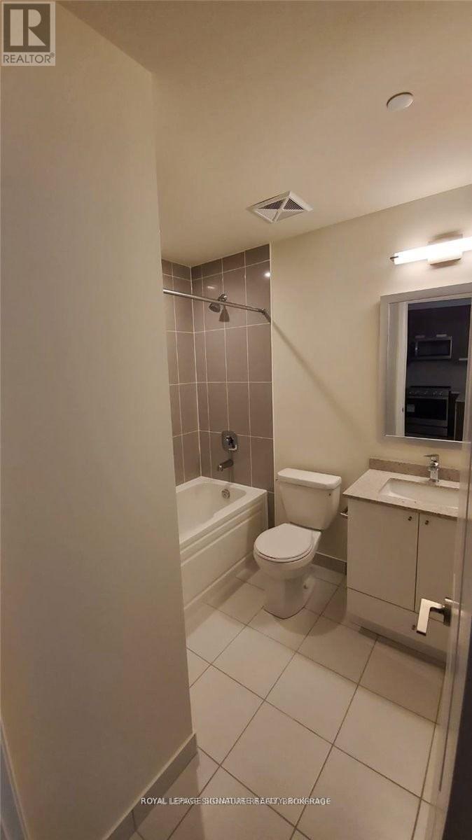 107 - 65 Watergarden Drive, Mississauga, Ontario  L5R 0G8 - Photo 17 - W12562226