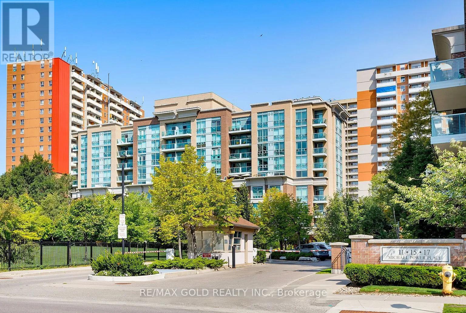 211 - 17 Michael Power Place, Toronto, Ontario  M9A 5G5 - Photo 4 - W12562264