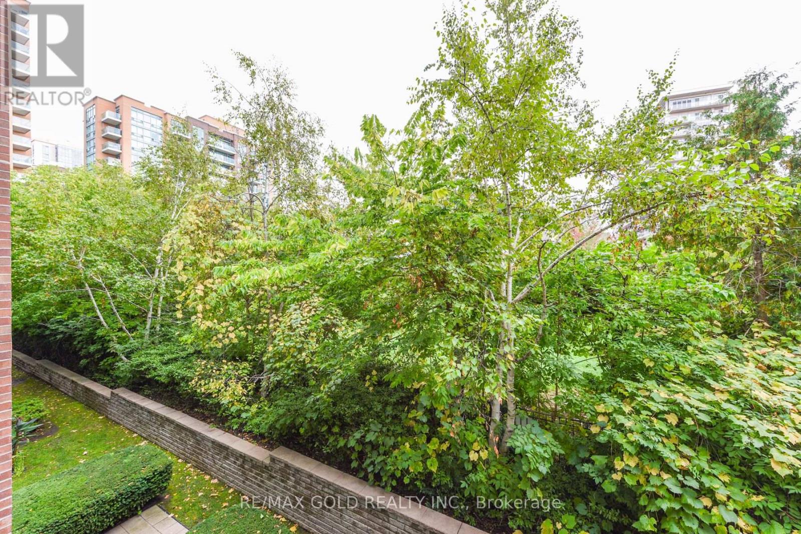 211 - 17 Michael Power Place, Toronto, Ontario  M9A 5G5 - Photo 45 - W12562264