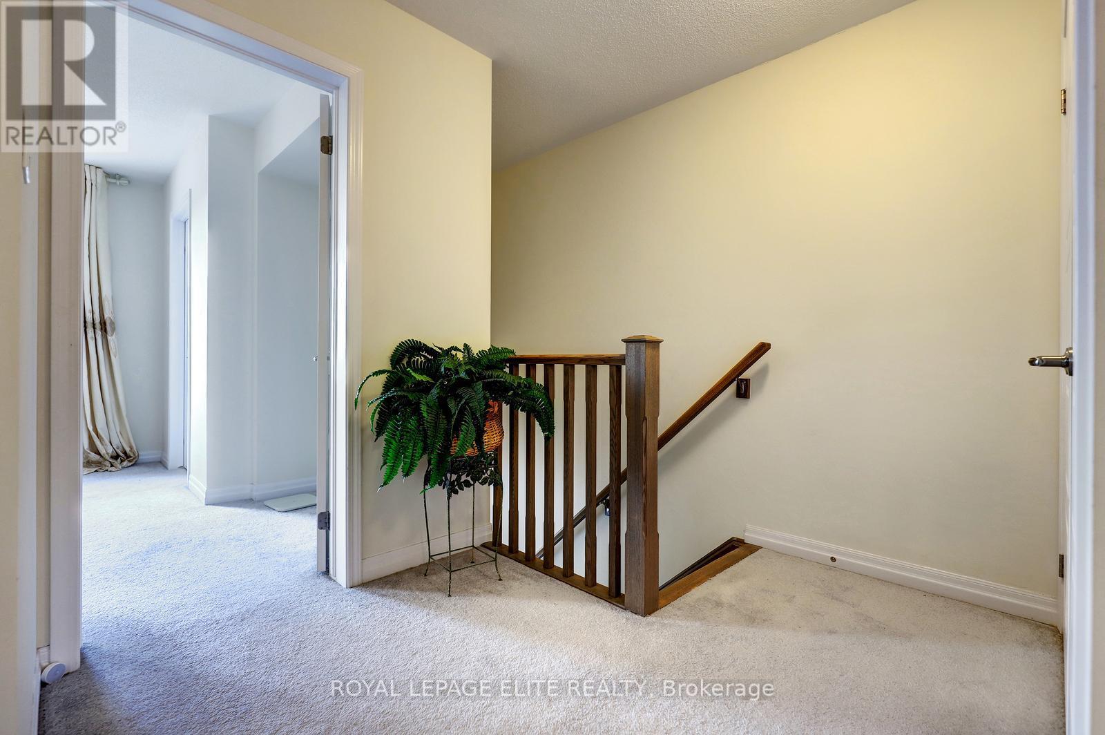 3315 Vardon Way, Oakville, Ontario  L6M 1S1 - Photo 22 - W12562280