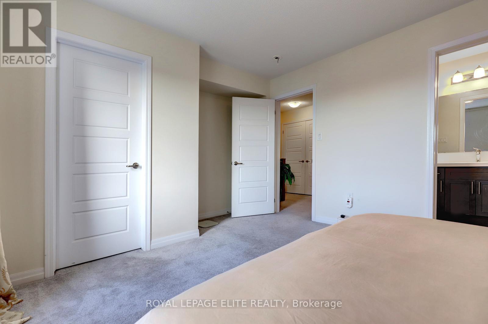 3315 Vardon Way, Oakville, Ontario  L6M 1S1 - Photo 25 - W12562280