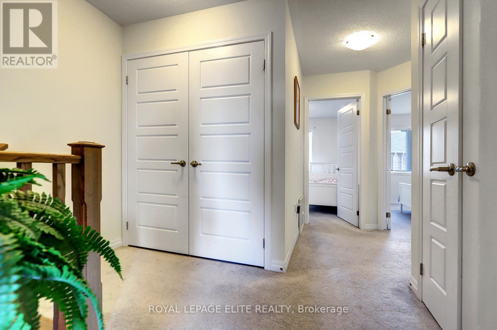 3315 Vardon Way, Oakville, Ontario  L6M 1S1 - Photo 27 - W12562280