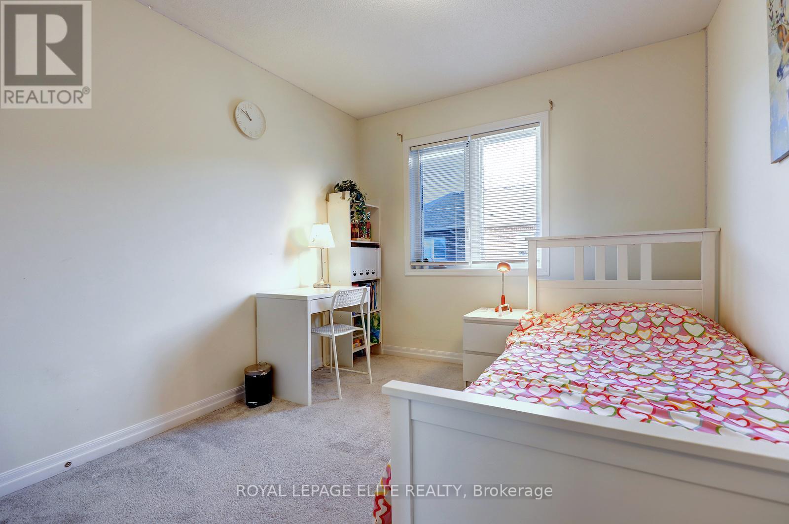 3315 Vardon Way, Oakville, Ontario  L6M 1S1 - Photo 28 - W12562280