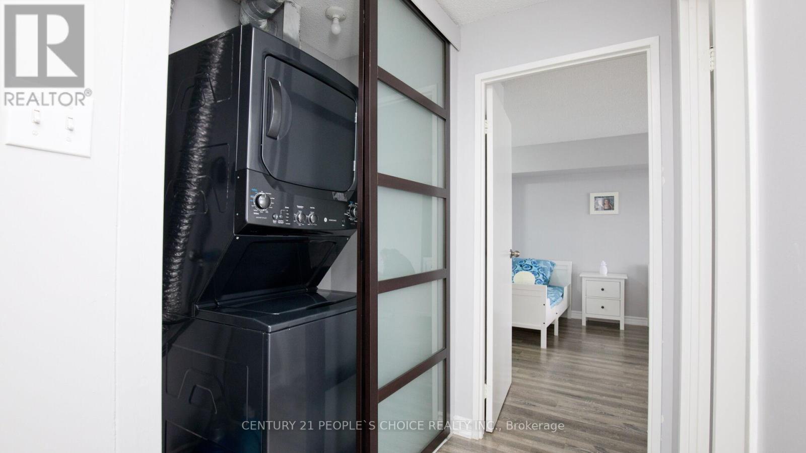 1805 - 3 Rowntree Road, Toronto, Ontario  M9V 5G8 - Photo 28 - W12562294