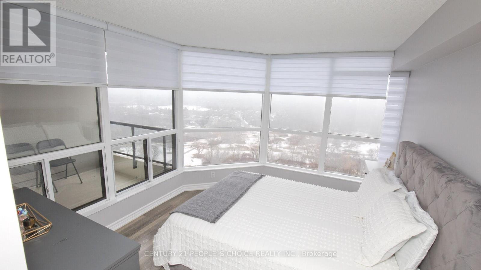 1805 - 3 Rowntree Road, Toronto, Ontario  M9V 5G8 - Photo 31 - W12562294