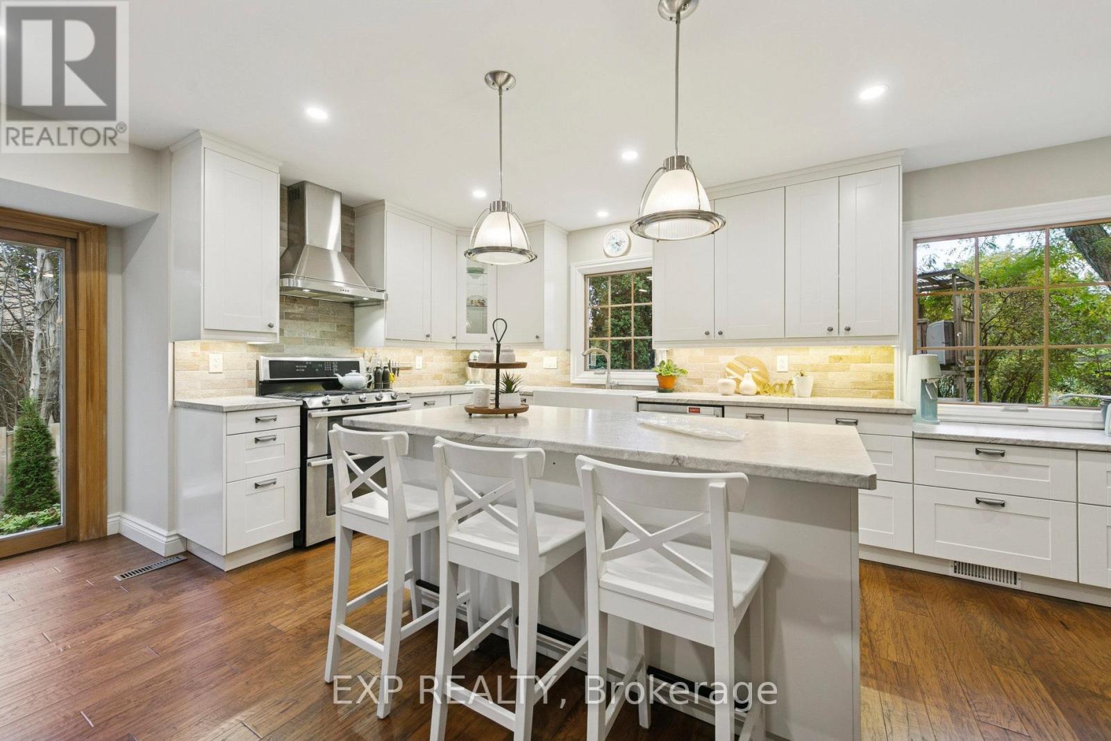 2565 Claymore Crescent, Mississauga, Ontario  L5C 3A2 - Photo 14 - W12562310