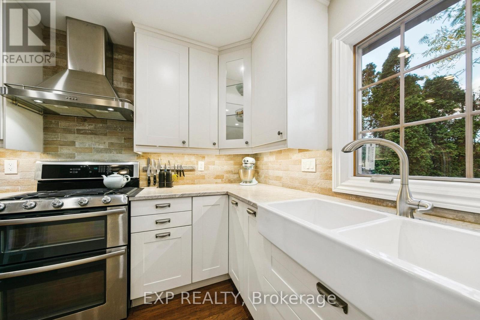 2565 Claymore Crescent, Mississauga, Ontario  L5C 3A2 - Photo 16 - W12562310