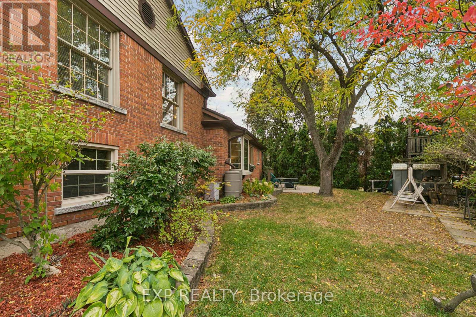 2565 Claymore Crescent, Mississauga, Ontario  L5C 3A2 - Photo 45 - W12562310