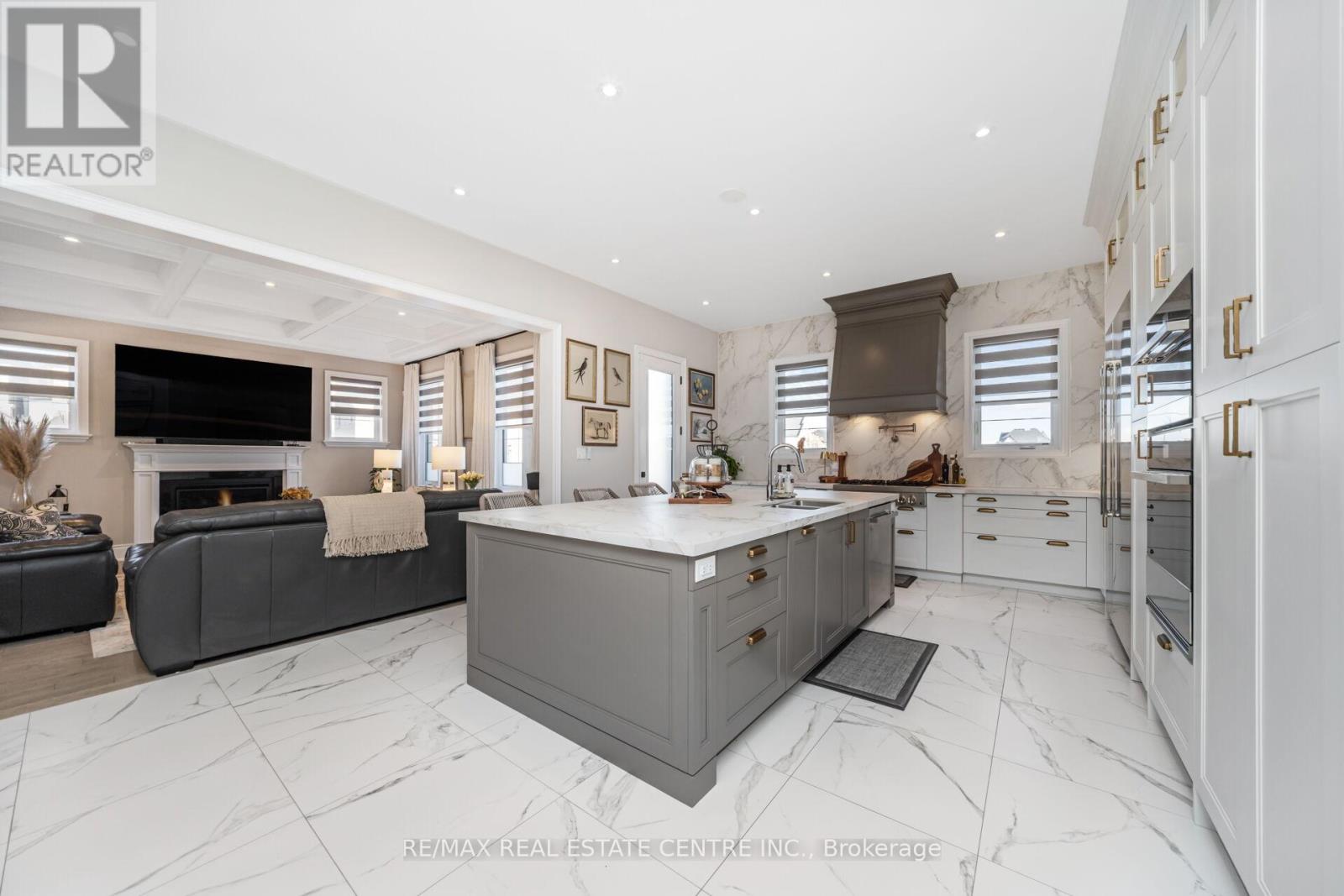 2336 Edward Leaver Trail, Oakville, Ontario  L6M 5M7 - Photo 15 - W12562320