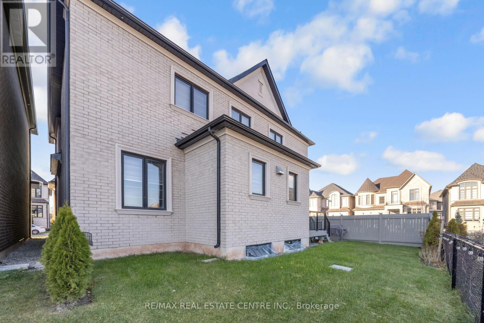 2336 Edward Leaver Trail, Oakville, Ontario  L6M 5M7 - Photo 46 - W12562320